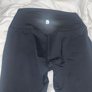 Buff bunny black leggings size small